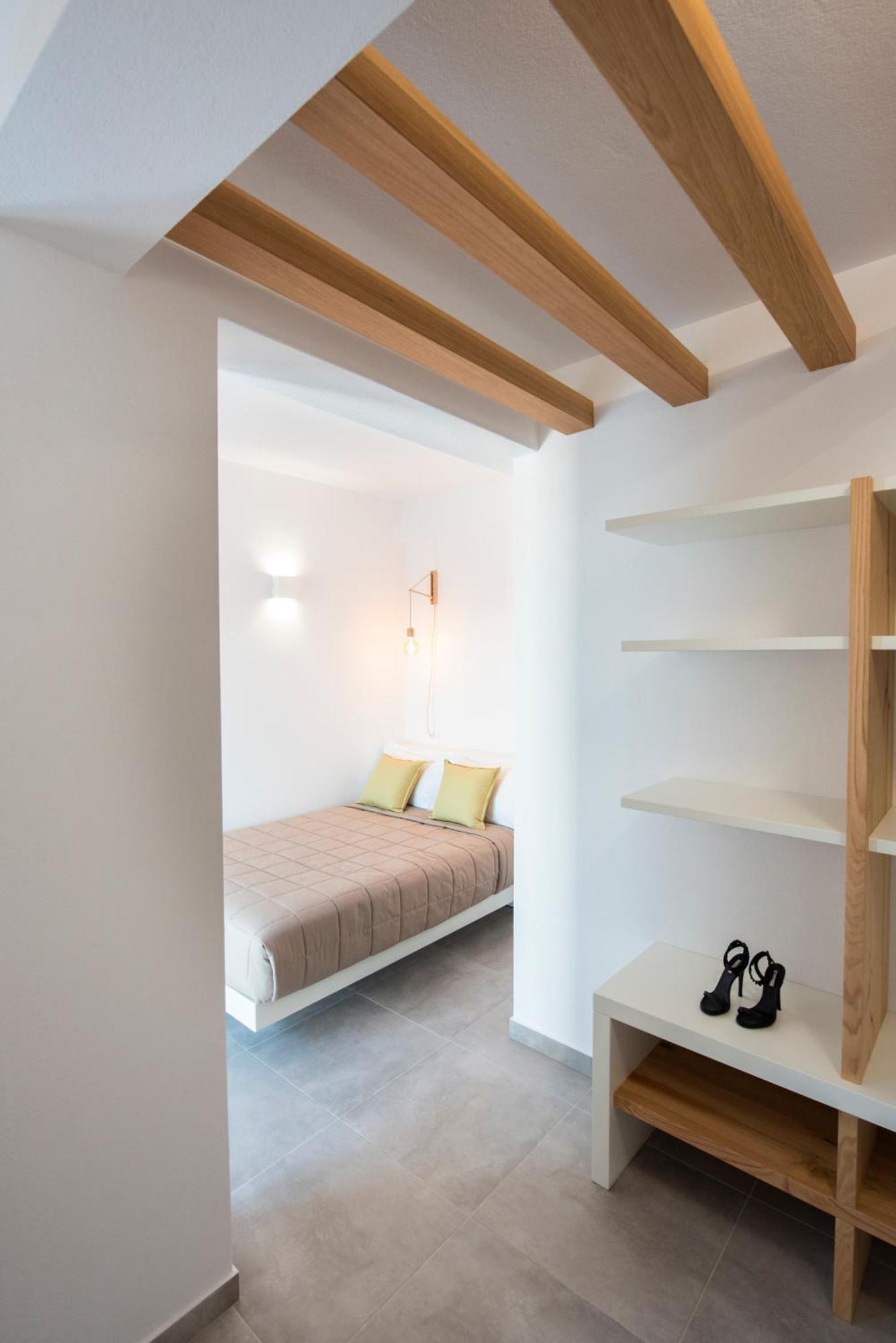 Valery Suites Fira  Habitación foto