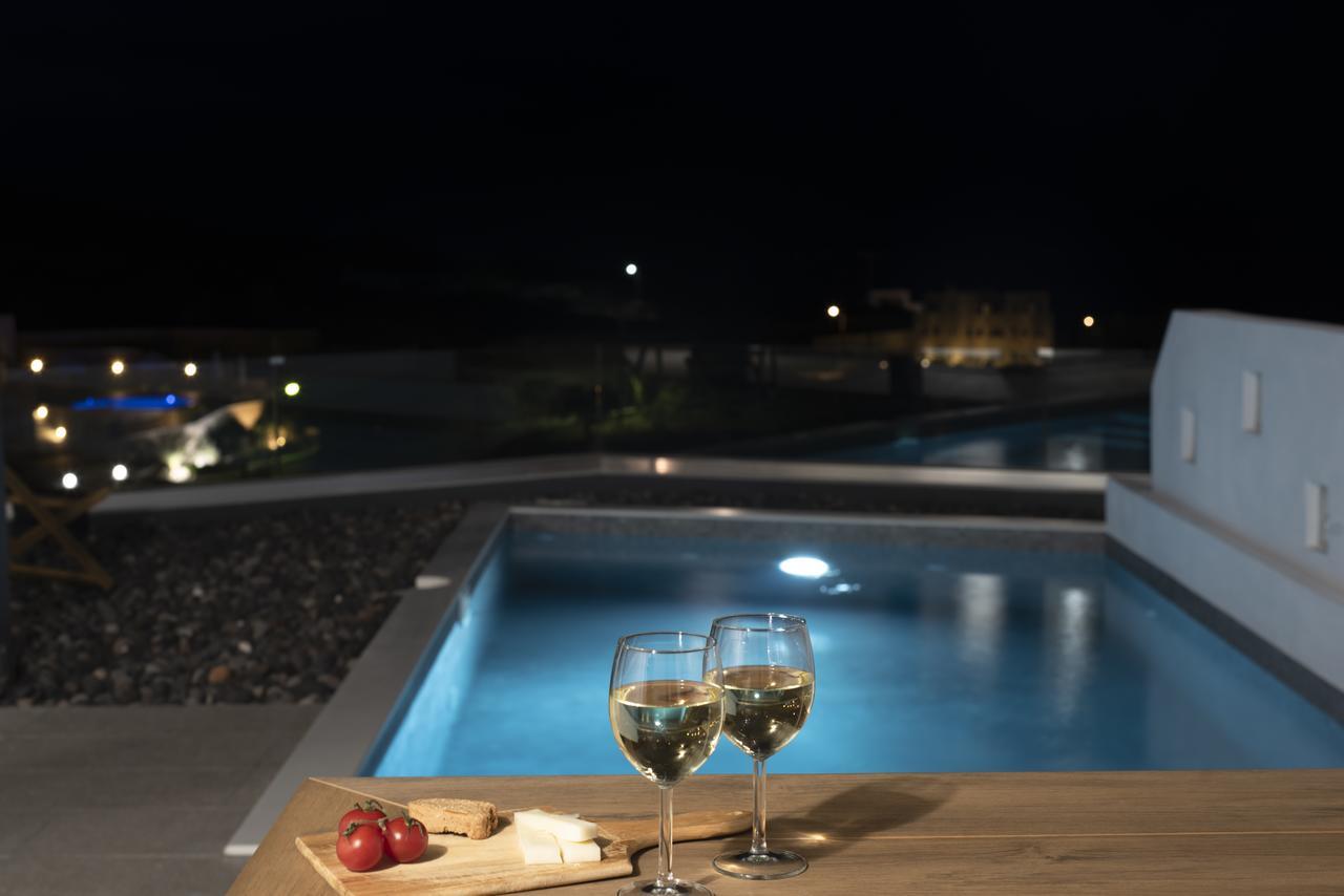 Valery Suites Fira  Exterior foto